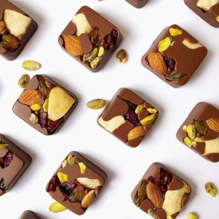 Chocolate Nuts Cubes
