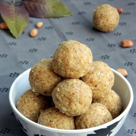 Gond Laddoo